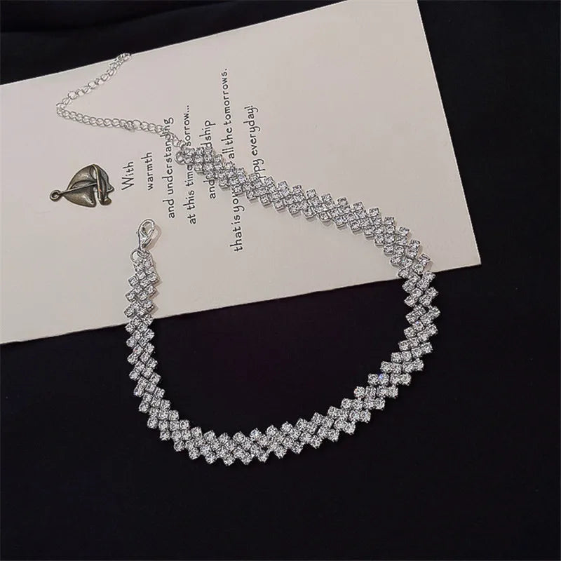 Luxury Trendy Butterfly Imitation Pearl Necklace