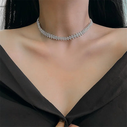 Luxury Trendy Butterfly Imitation Pearl Necklace