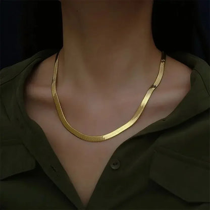 18K Gold Clavicle Necklace Jewelry