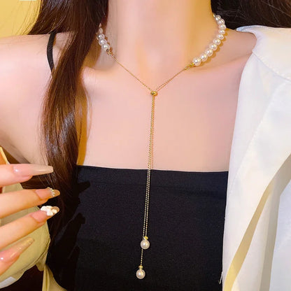 Luxury Trendy Butterfly Imitation Pearl Necklace