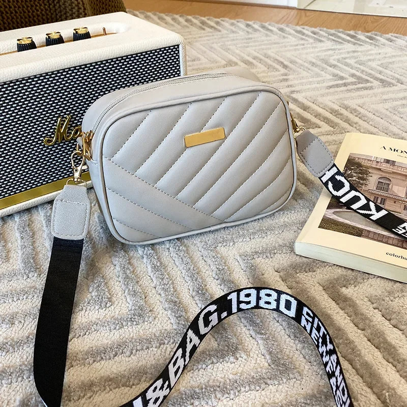 Luxury Designer Zipper Purse